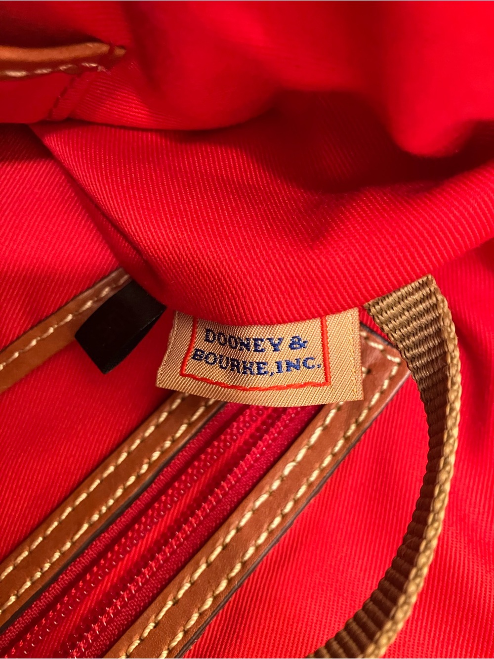 NWT DOONEY & BOURKE ALL WEATHER LEATHER SATCHEL - Picture 7 of 9